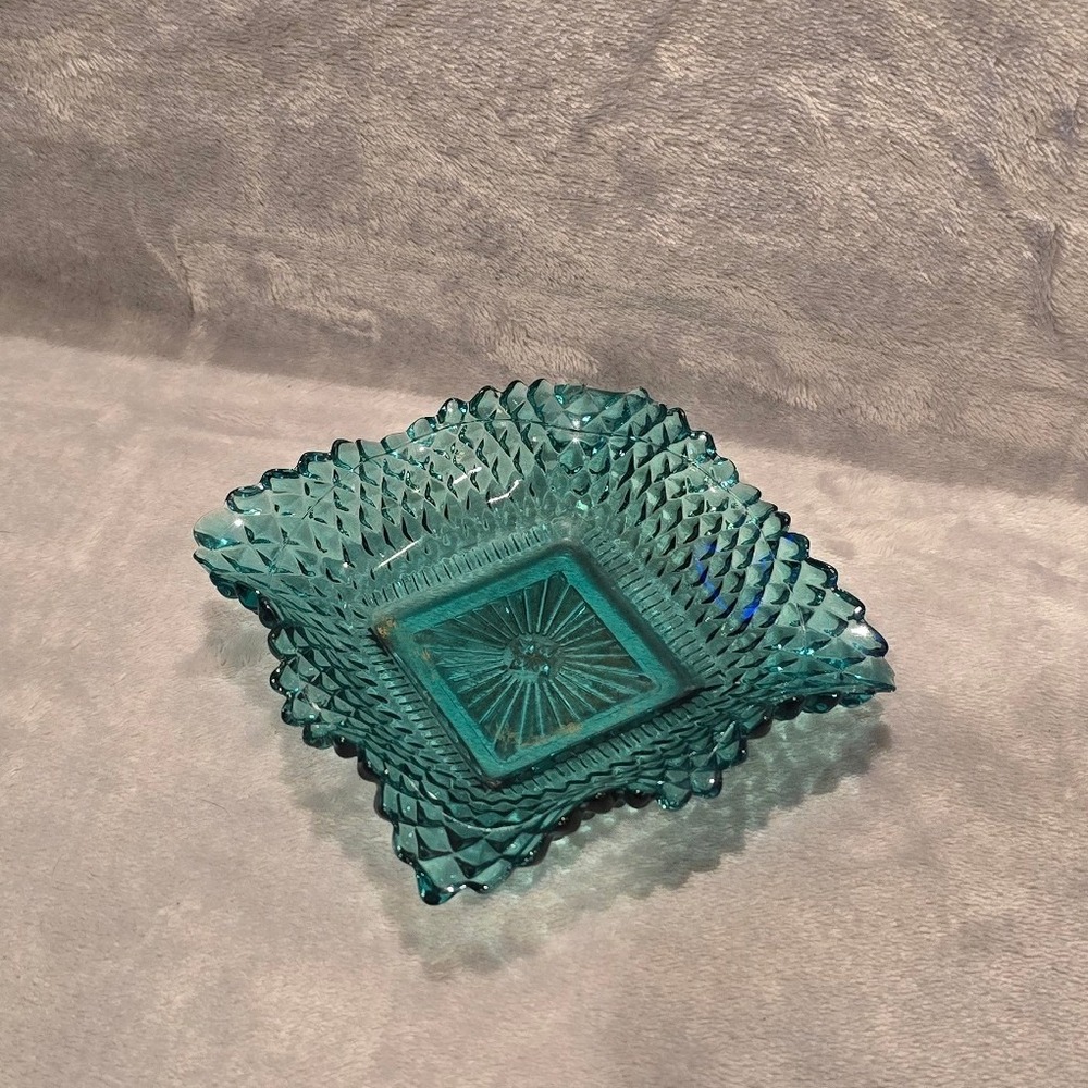 Vtg Indiana Glass Teal Blue Square Diamond Point Sawtooth Candy Dish Bowl 4.5"